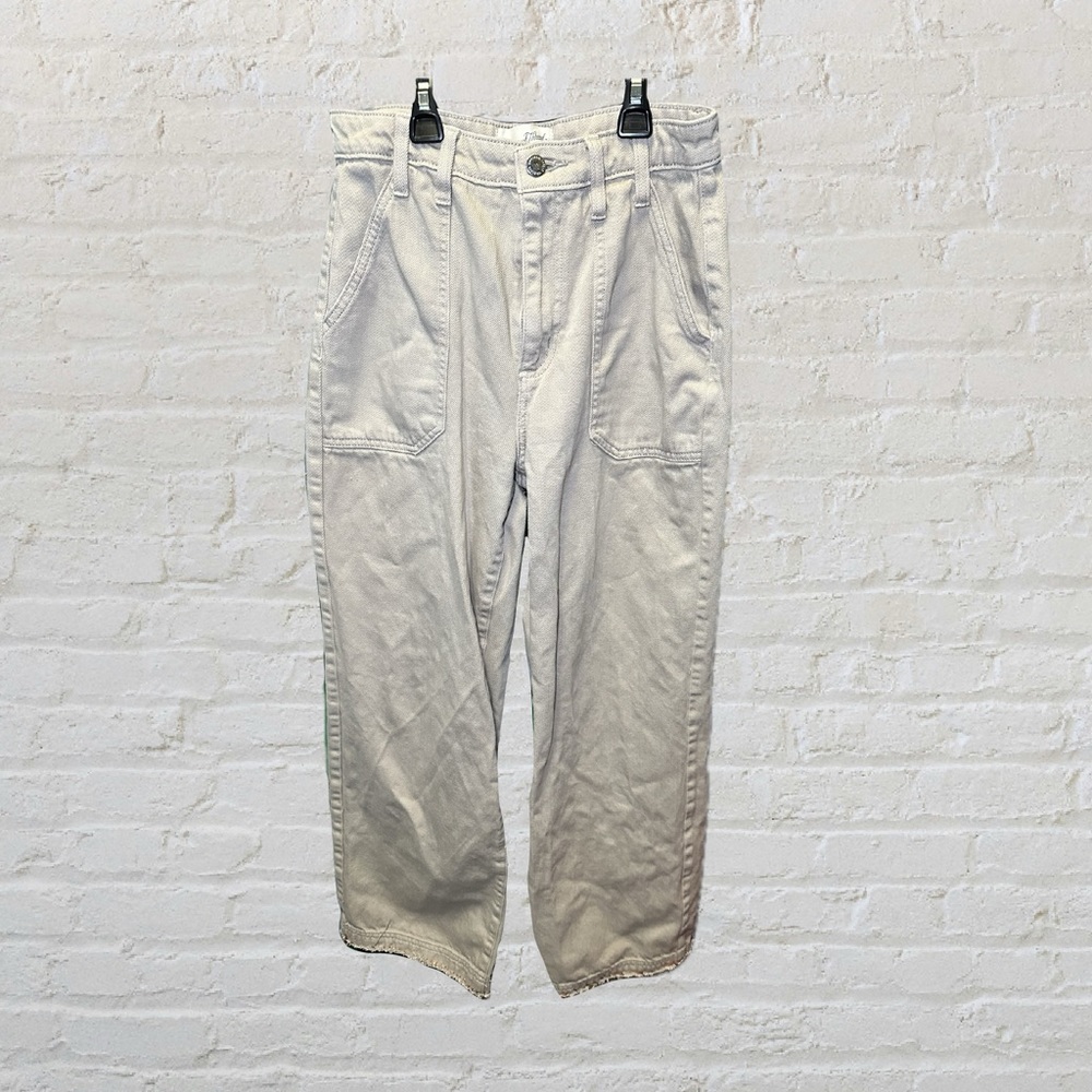 Universal Threads wide leg khaki jeans